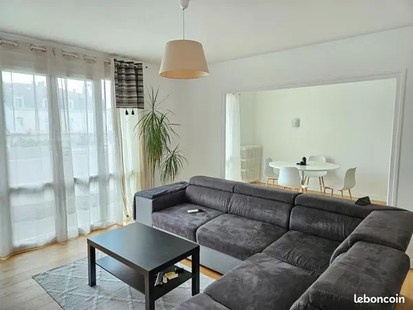 Appartement 4 pièces 8 m² 