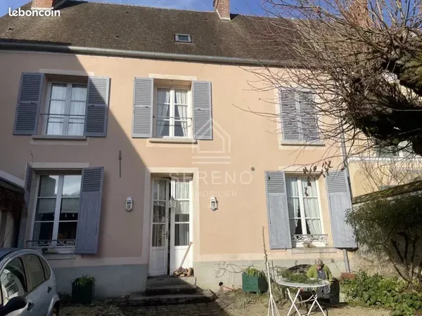Maison 10 pièces 165 m² 