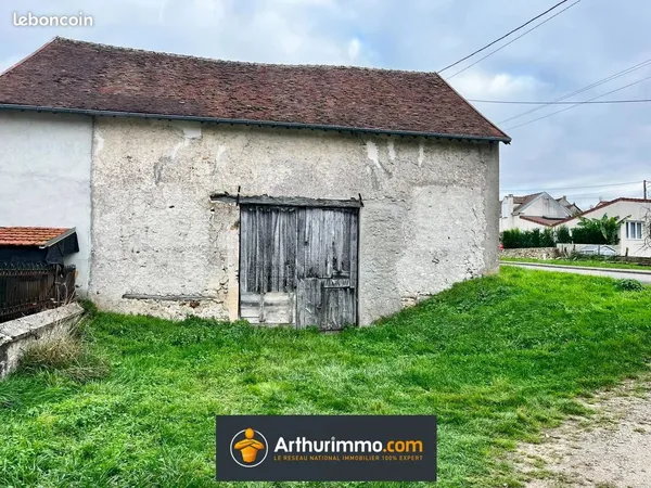Grange 1 pièce 120 m² 