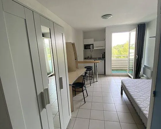 Appartement 1 pièce 18 m² 