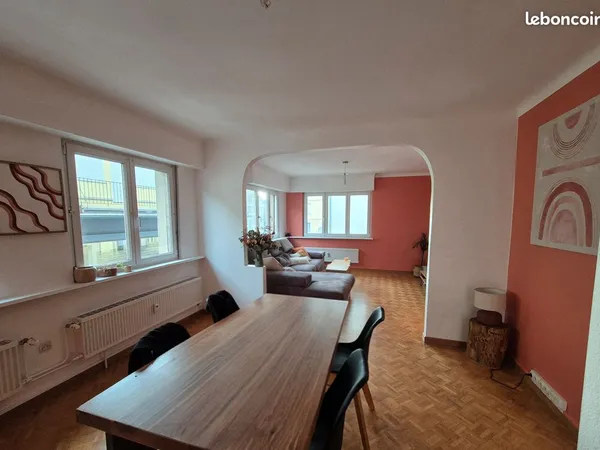 Appartement spacieux de 102m² + terrasse de 33m² + Garage + Cave - Quartier des Malteries à 
