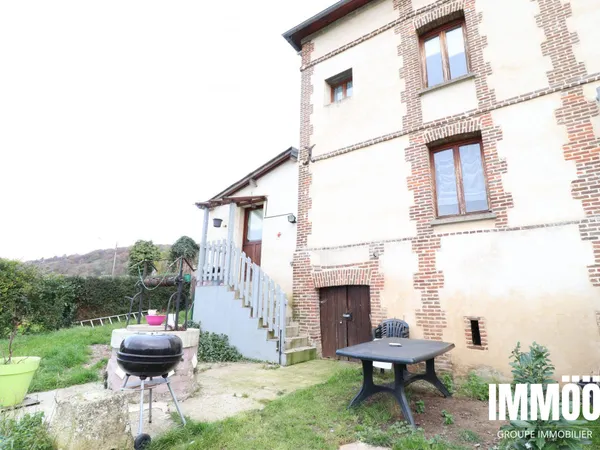 Maison avec jardin 