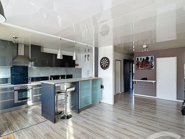 Appartement 4 pièces 79 m² 