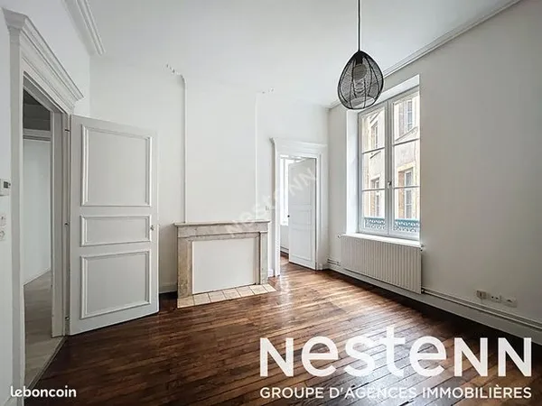 Appartement 4 pièces 80 m² 