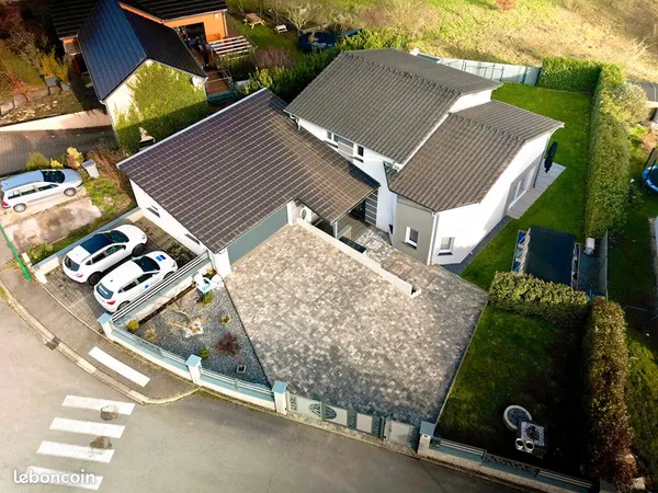 Maison 7 pièces 184 m² 