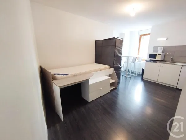 Appartement 1 pièce 18 m² 