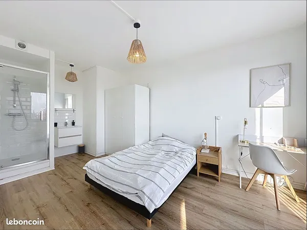 Appartement 6 pièces 95 m² 