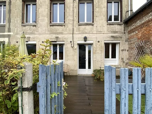 Maison 6 pièces 134 m² 