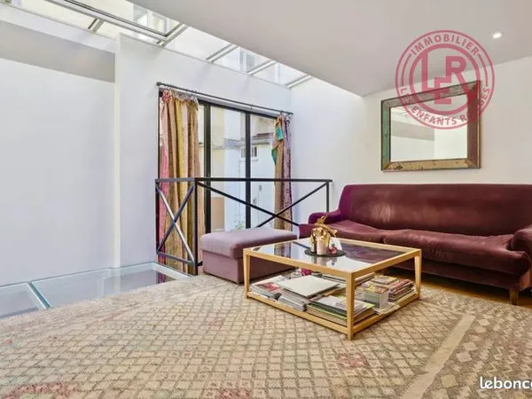 Bureaux 56 m² 