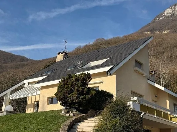 Maison 6 pièces 199 m² 