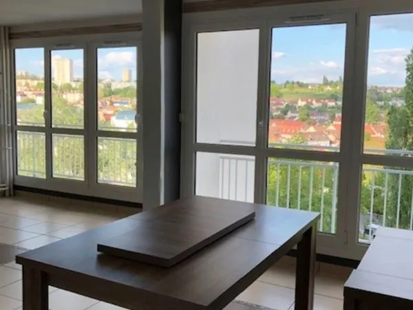 Appartement 4 pièces 79 m² 
