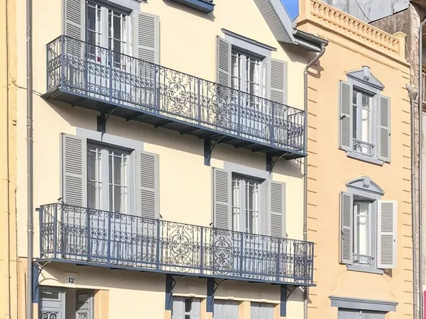 Maison 13 pièces 65 m² 