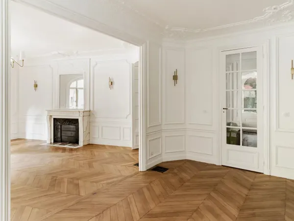 Bien familial d'exception - 134m² et sa chambre de service - avenue de Suffren 