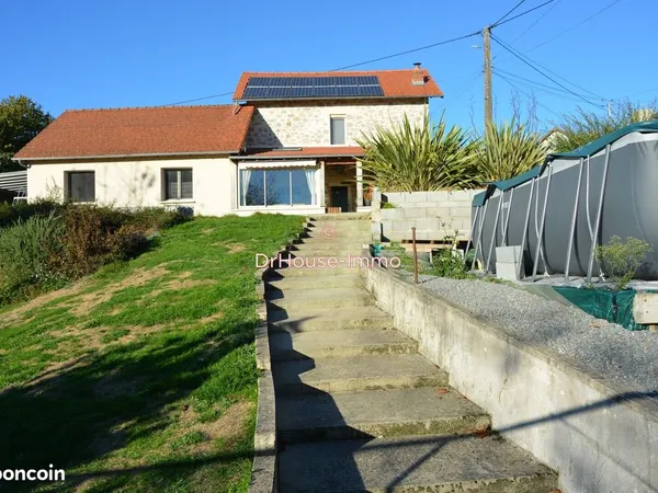 Maison 4 pièces 140 m² 