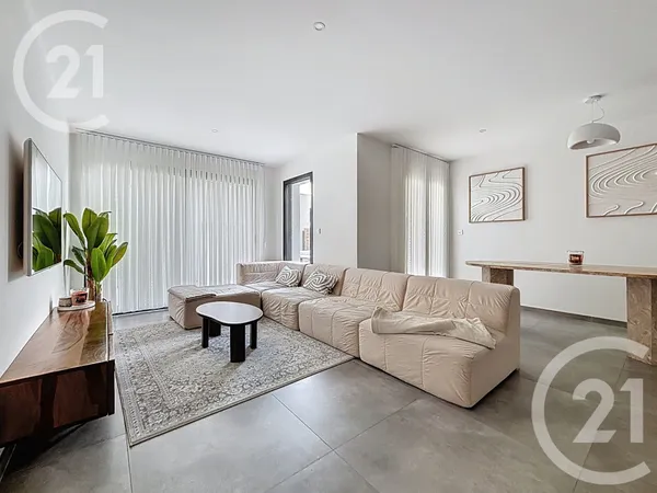 Maison 6 pièces 140 m² 