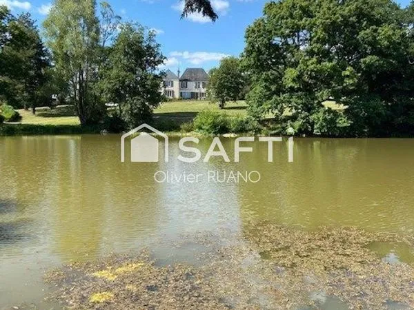 Propriété 5 pièces 262 m² 