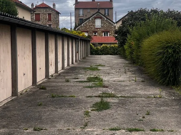 Parking 12 m² 
