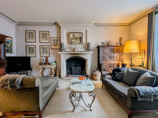 Vends hôtel particulier à Chinon, 10 pièces, 6 chambres, 4sdb 