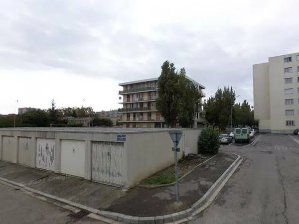 Parking 15 m² 
