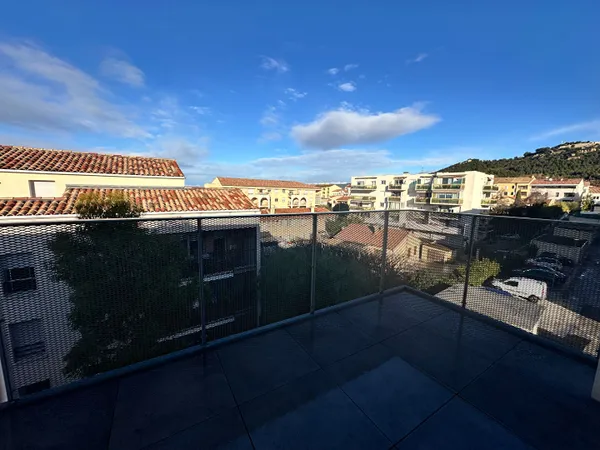 Appartement Six Fours Les Plages 4 pièce(s) 72.35 m2 