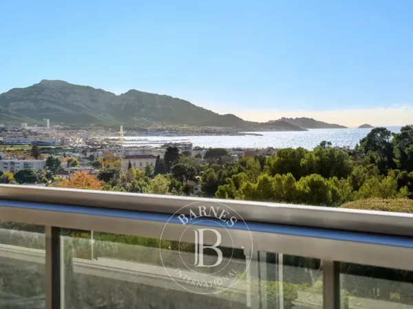 VENTE MARSEILLE 8 VUE MER TERRASSE APPARTEMENT 160 M2 