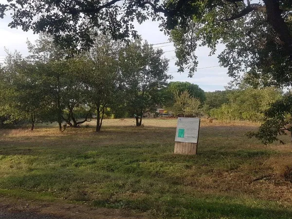 PLAISANCE DU TOUCH - TERRAIN DE 935 M2 hors lotissement 