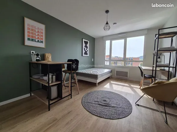 Studio 1 pièce 23 m² 