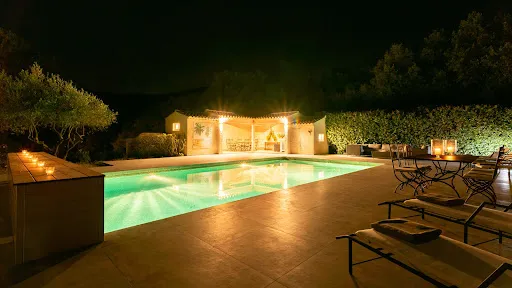 Maison 9 pièces 250 m² 