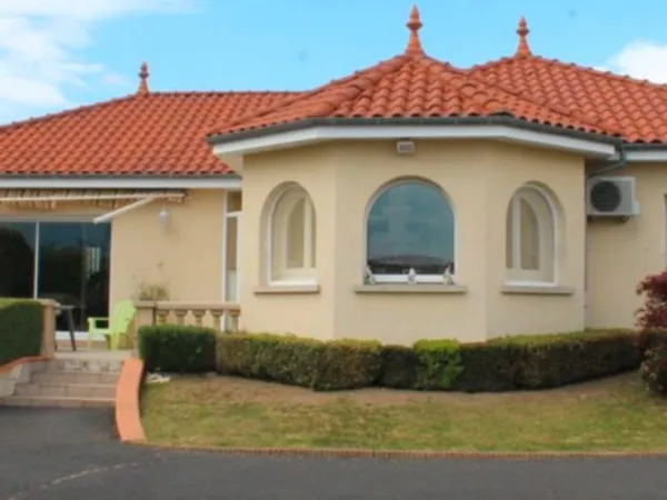 Villa 5 pièces 160m2 