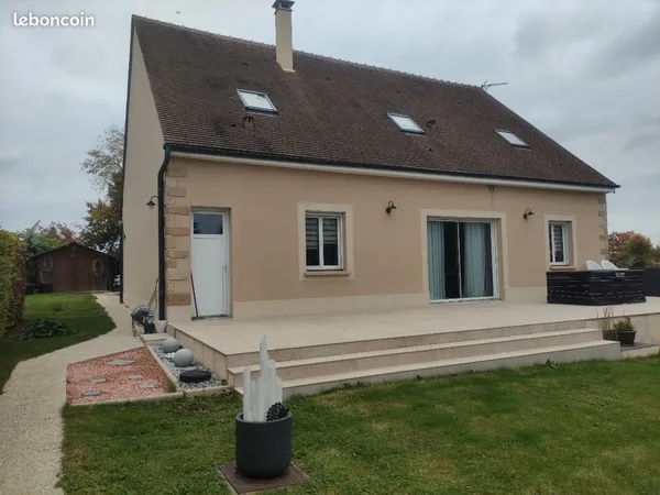 Maison Vente Machault 5p 166m² 410000€