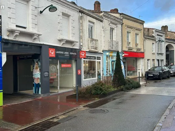 Location centre Vallet 