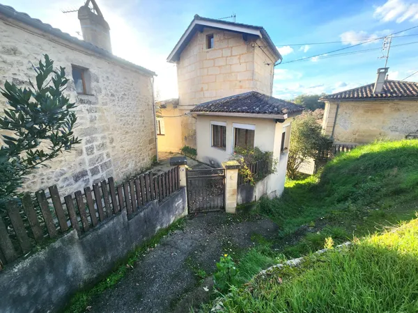 Ensemble immobilier de plus de 250m² 