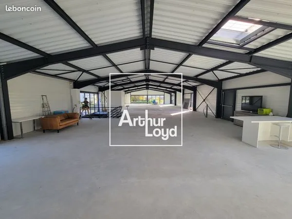 Local commercial 320 m² 