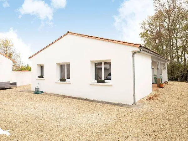 Maison de plain-pied 4 pièces 97 m² 