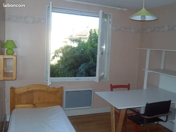 Location pour etudiant chambre meublee (3) 