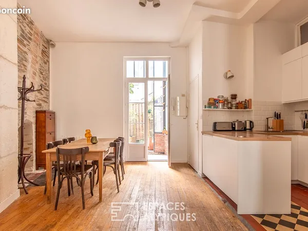Appartement 3 pièces 65 m² 