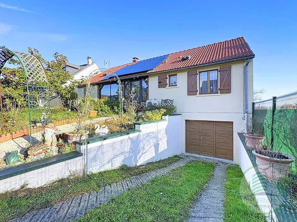 Maison de plain-pied 5 pièces 97 m² 