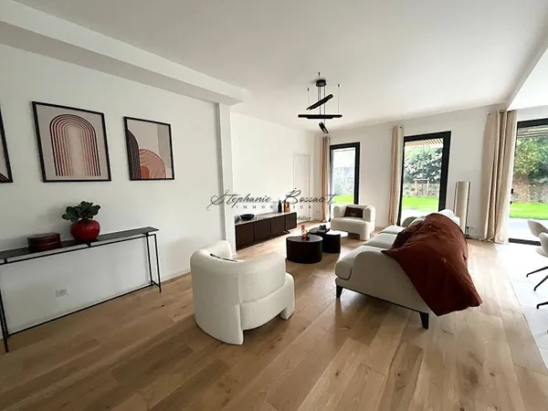 Appartement 5 pièces 140 m² 