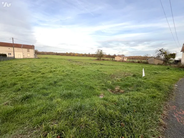 Terrain 803 m² 