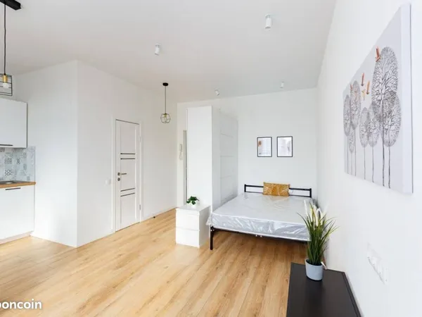 Studio 1 pièce 19 m² 