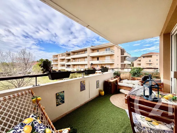 Appartement 3 pièces 65 m² 