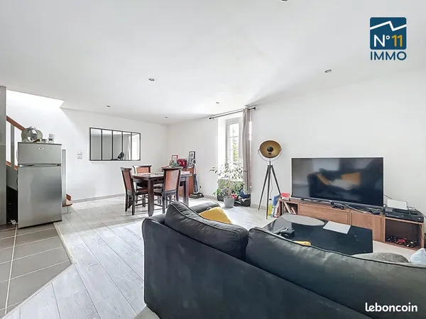 Duplex 3 pièces 49 m² 