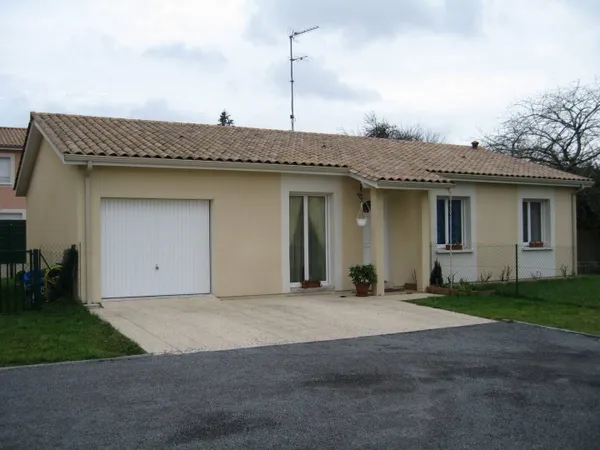 Maison de plain-pied 4 pièces 92 m² 
