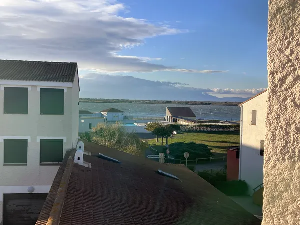 Grand Appartement 3 pièces rénové avec grande terrasse avec 