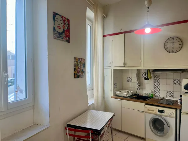Charmant studio meublé - 22m² - Marseille 7e (Sauveur Tobelem) 