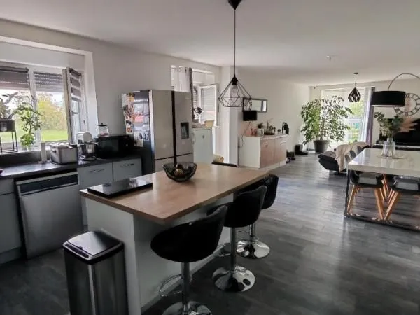 Appartement 3 pièces 94 m² 