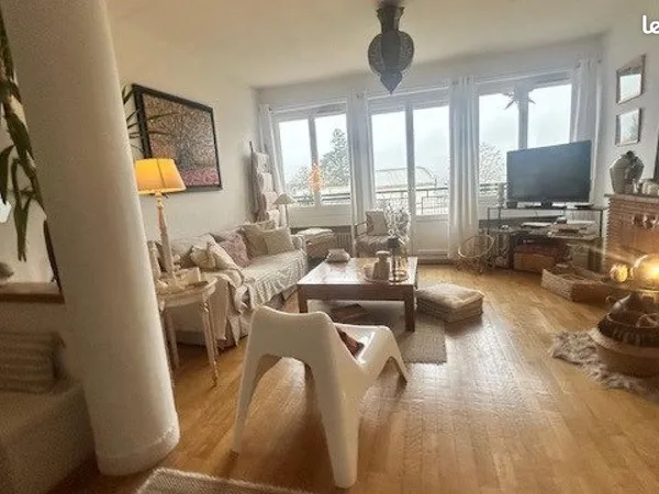 Appartement 5 pièces 104 m² 