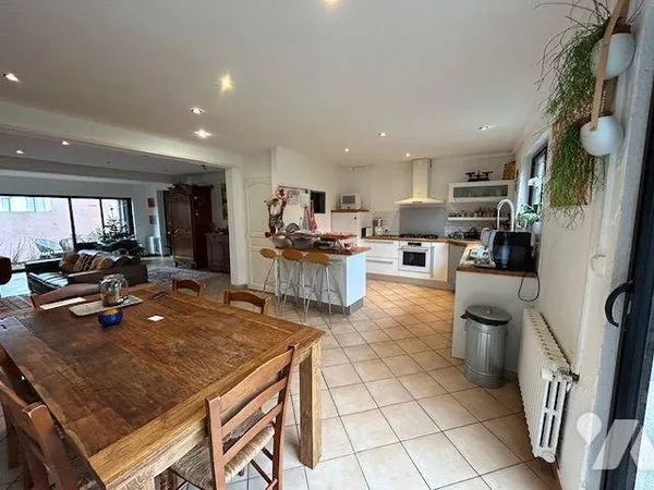 Maison 6 pièces 156 m²