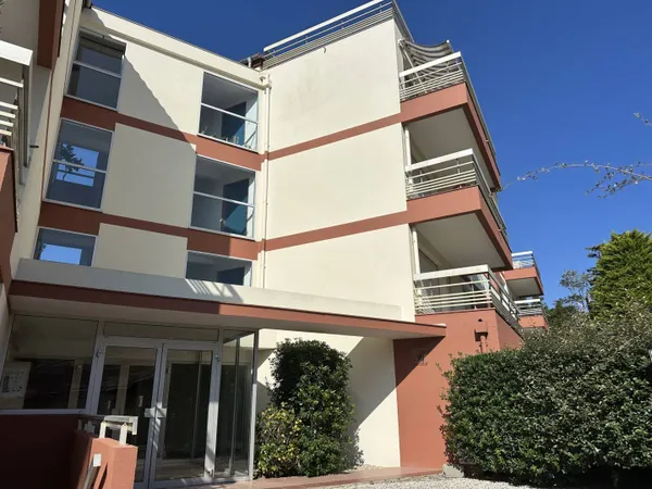 Appartement 1 pièce 30 m² 