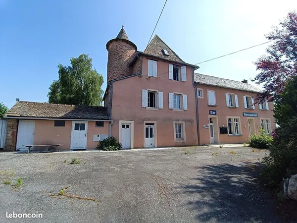 Maison 7 pièces 290 m² 